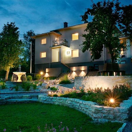 Felixi Maja Hotel Viljandi  Ngoại thất bức ảnh